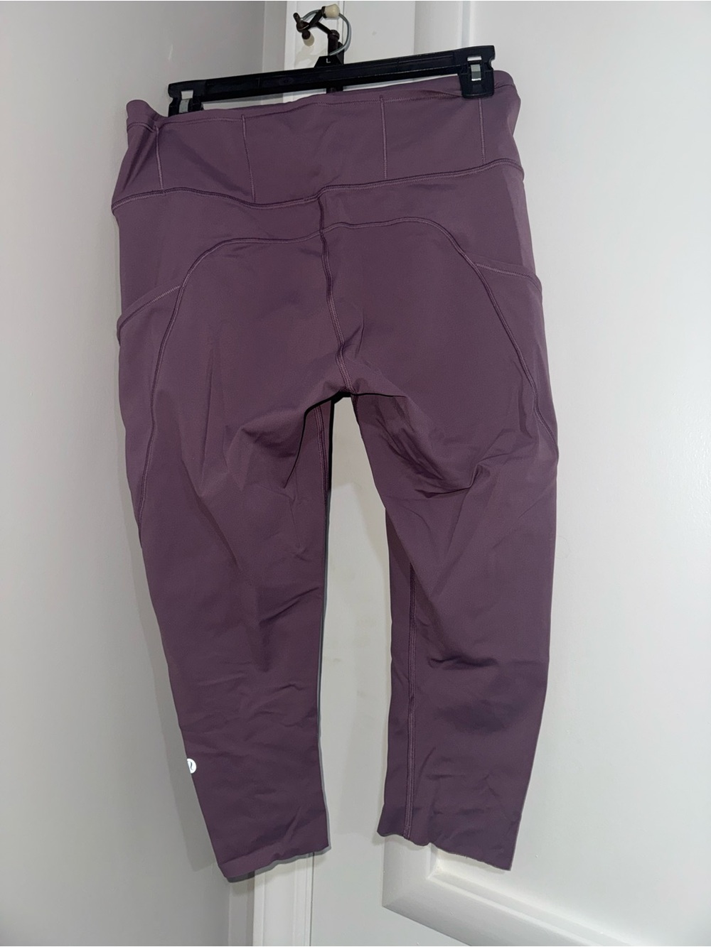 lululemon plum purple crop leggings - Picture 2 of 5